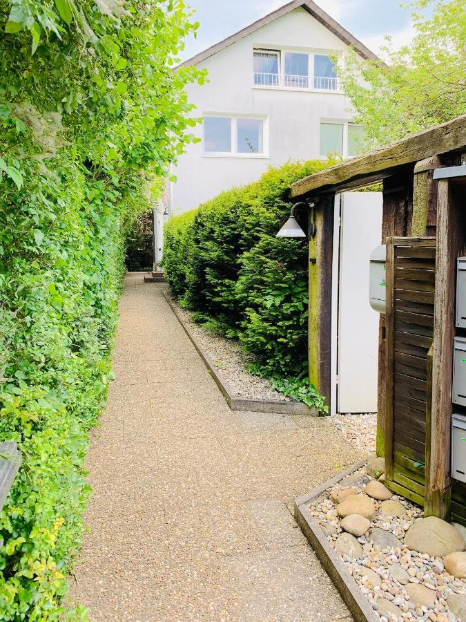 Gemuetliche Souterrain Wohnung Neben Der Universitaetsklinik In Homburg Χόμπουργκ Εξωτερικό φωτογραφία