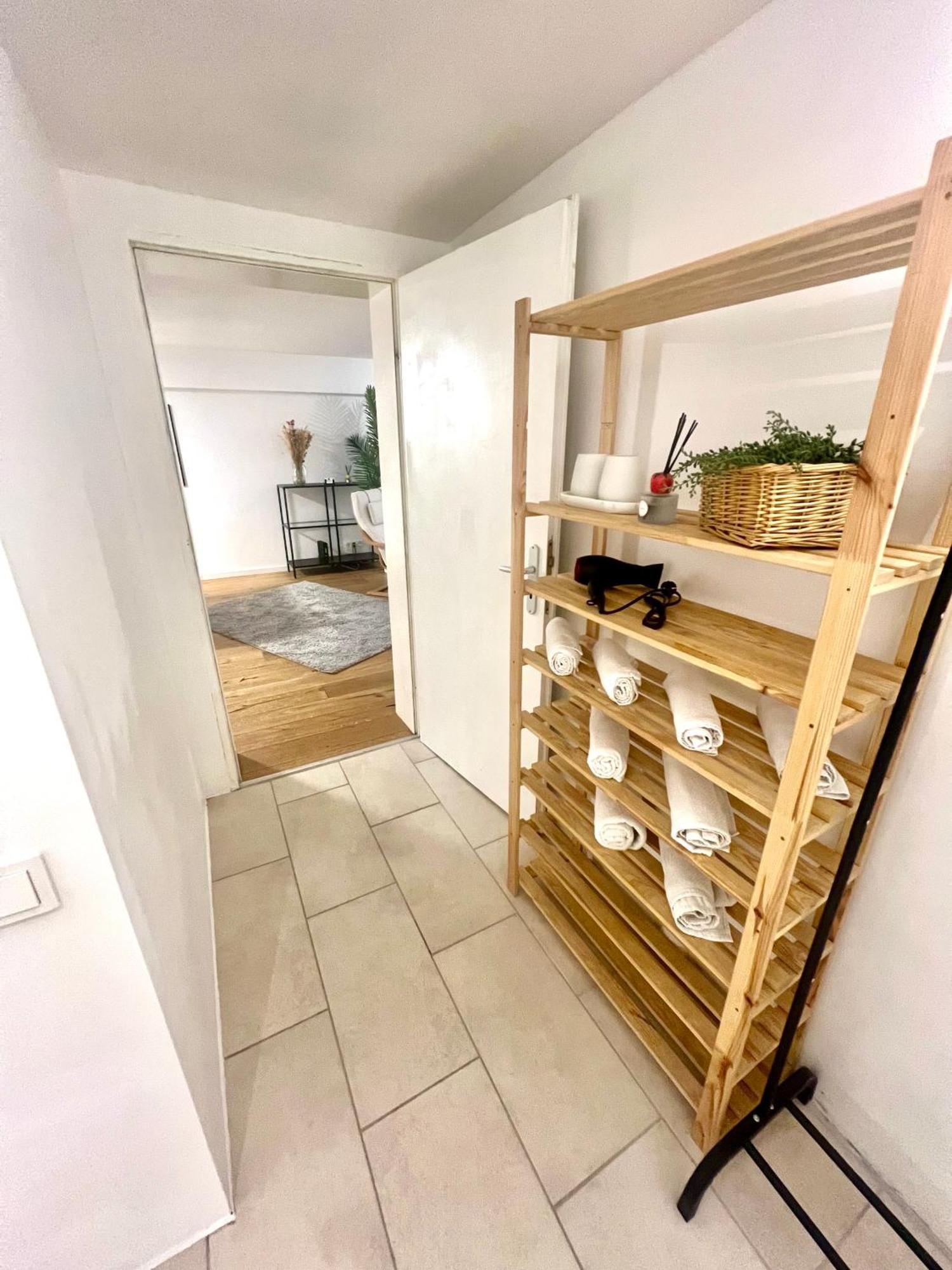Gemuetliche Souterrain Wohnung Neben Der Universitaetsklinik In Homburg Χόμπουργκ Εξωτερικό φωτογραφία