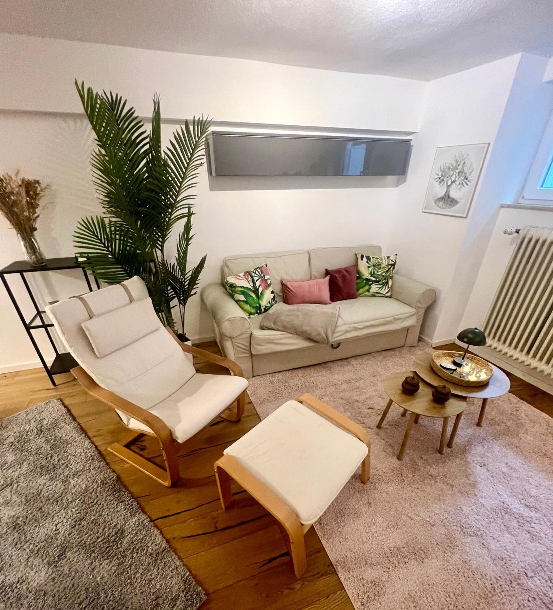 Gemuetliche Souterrain Wohnung Neben Der Universitaetsklinik In Homburg Χόμπουργκ Εξωτερικό φωτογραφία