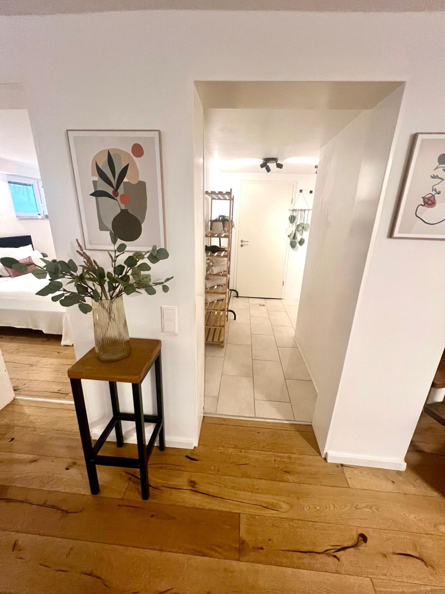 Gemuetliche Souterrain Wohnung Neben Der Universitaetsklinik In Homburg Χόμπουργκ Εξωτερικό φωτογραφία